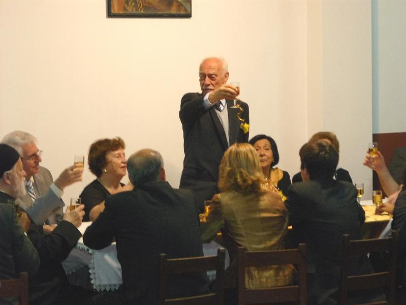 Bodas de Oro7.JPG - salud... a los novios...